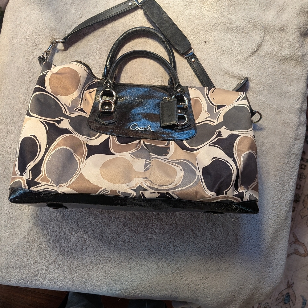 Coach Women's Black and Tan Satchel